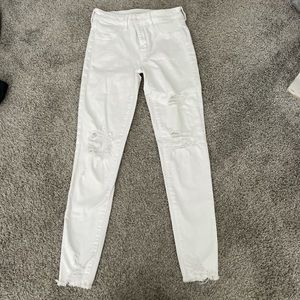 White skinny stretch American eagle jeans